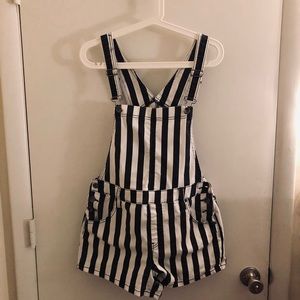 Hot Topic - Black and White Short Overalls